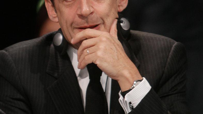 Francosko predsedstvo naj bi razmišljalo o zaprtju meja. (Foto: Reuters)