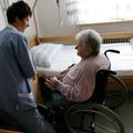 Upokojenci v domu upokojencev