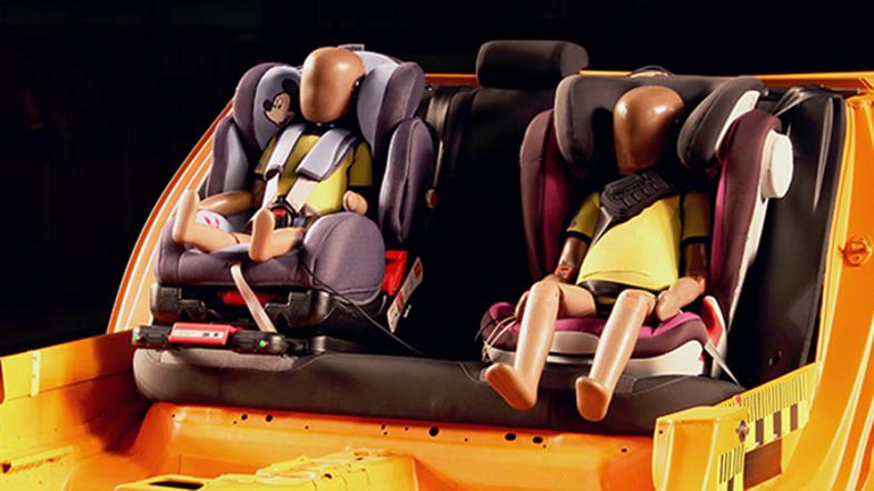 Otroški sedež test