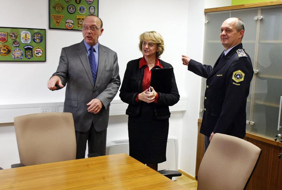 Selitev MNZ na Litostrojsko