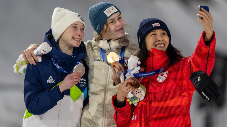 Nika Prevc, Anna Odine Stroem, Nozomi Maruyama