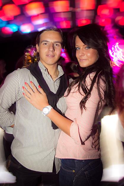 Vroče klubčkanje nad mestom