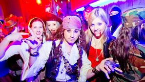 Ekonomisti žurali po karnevalsko