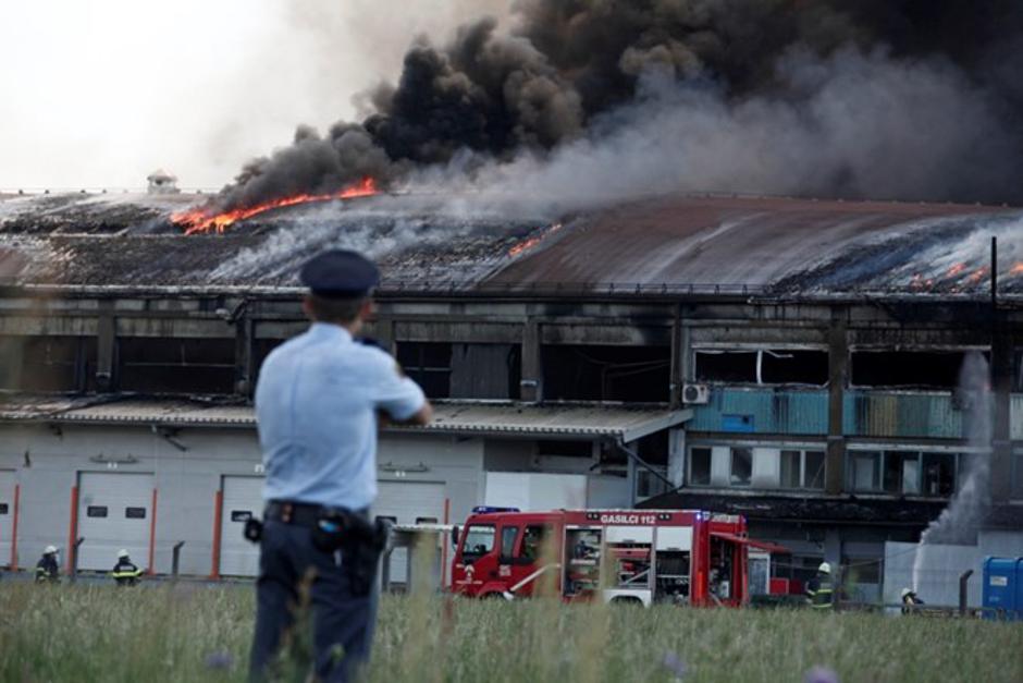 Požar Mercator-2015 | Avtor: Luka Cjuha/Dnevnik