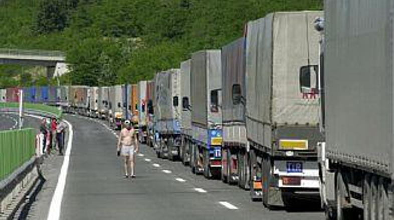 Bo tudi v naslednjih mesecih statistika manj črna?