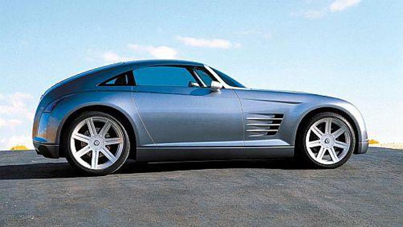 Chrysler crossfire se po 80.000 prodanih primerkih poslavlja.