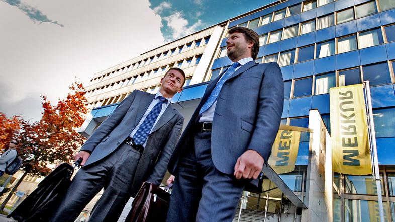 slovenija 29.09.2010 Matevz Slapnicar, Blaz Pesjak, seja nadzornega sveta Merkur