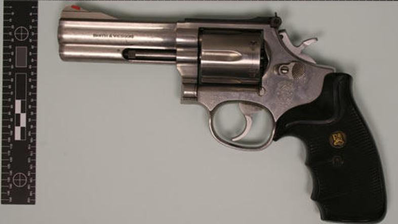 Zaseženi revolver