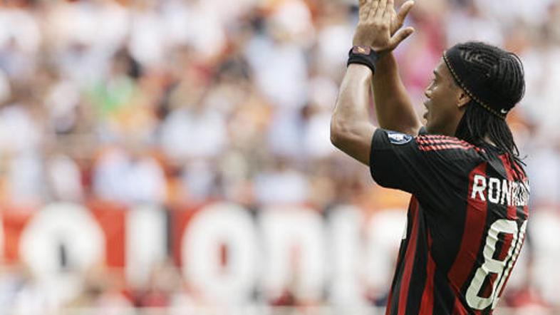 Ronaldinho ne skriva nezadovoljstva nad svojim statusom v Milanu.