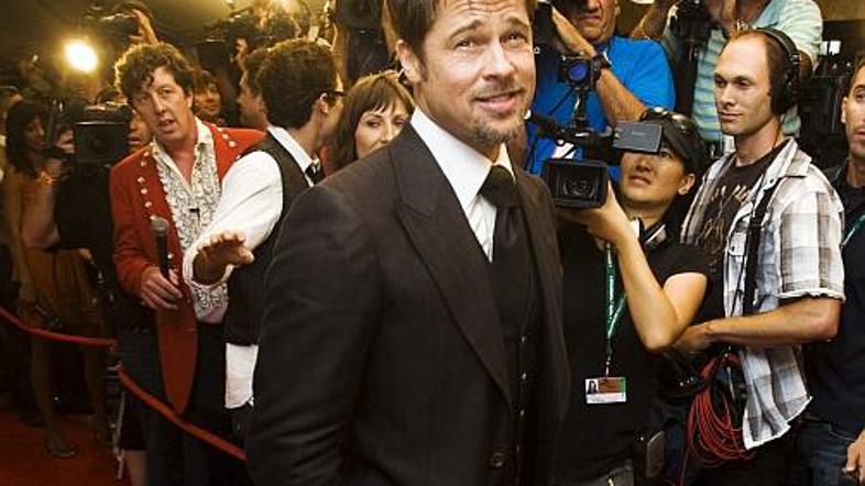 Vedno nasmejan in vedno oblegan ... A njegova družina ljudi zanima bolj kot njeg