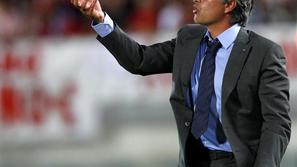 Jose Mourinho ni ponudbe Portugalcev niti zavrnil niti sprejel. (Foto: Reuters)