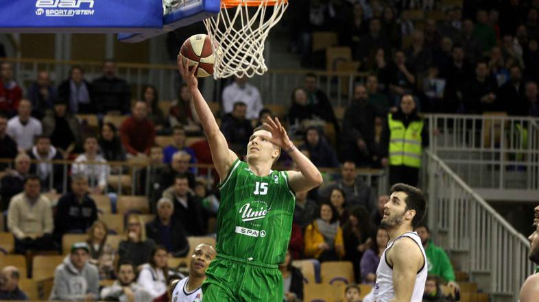 Gregor Hrovat Olimpija Partizan