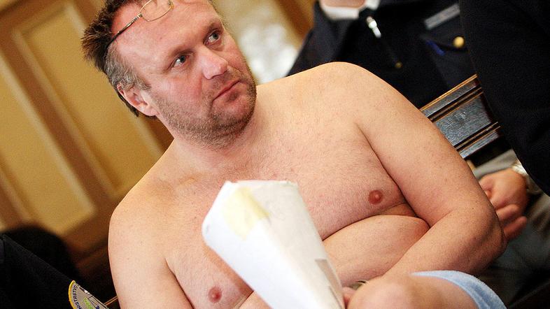 Stephen Casiraghi, sojenje, brisača