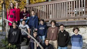 Ekipa slovenskih tekmovalcev na olimpijadi.