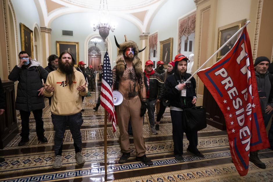 Protesti Kapitol Washington zasedba trump | Avtor: Epa