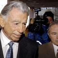 Kirk Kerkorian je znani vlagatelj v avtomobilsko industrijo. 91-letnik ima po oc