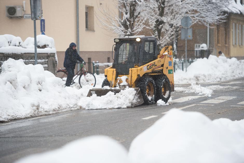 Sneg na Ljubljanskih ulicah. | Avtor: Anže Petkovšek