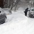 Razno 10.02.13, snezni vihar, sneg, boston, kidanje, foto: reuters