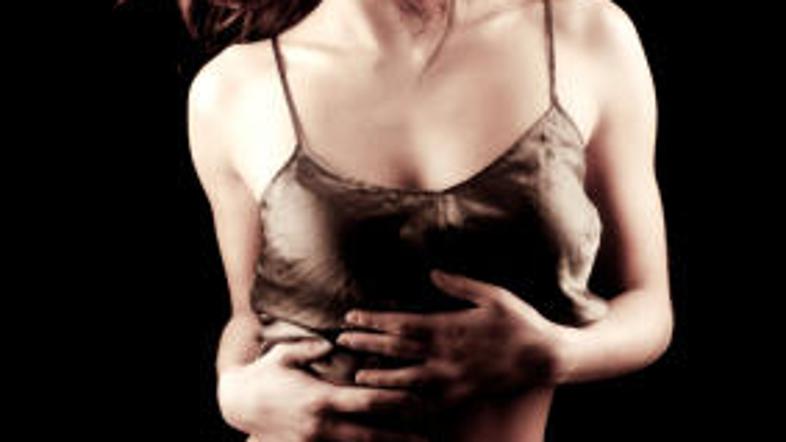 Denar privlačnejši od telesa?