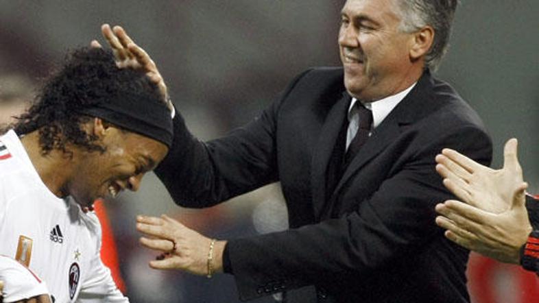 Carlo Ancelotti je takole pohvalil Ronaldinha.