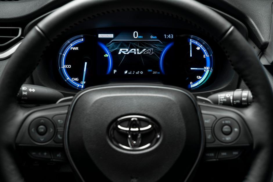 Toyota RAV4 plug-in hybrid | Avtor: Toyota