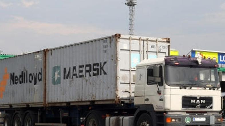 Avtoprevozniki in vlada še niso dosegli dogovora o cestninah, bolj zagreti že ra