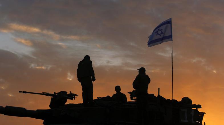 Izraelski vojaki na meji z Gazo