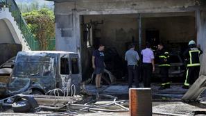 Požar avtomehanične delavnice na Murterju.