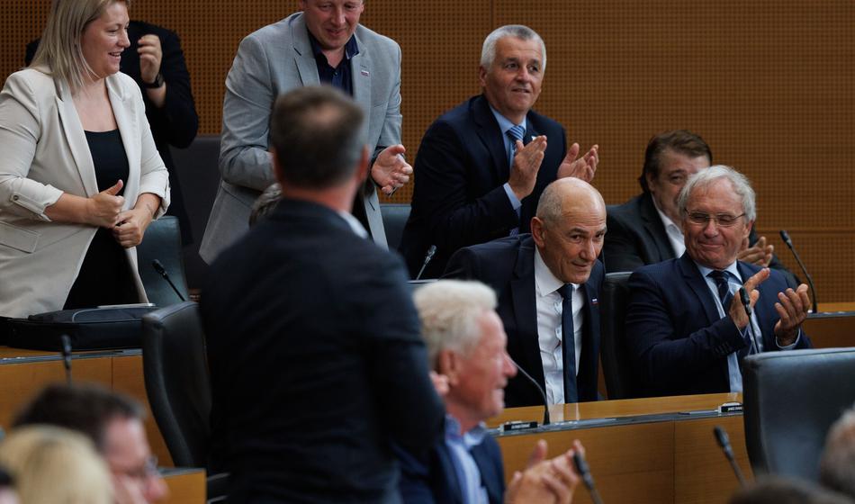 Znana prva imena za novo vlado: Kdo prevzema ključna ministrstva?