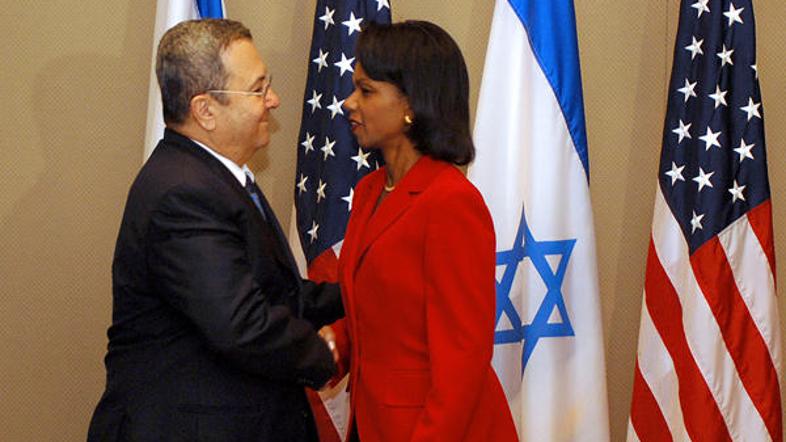 Riceova in minister Barak sta se pogovarjala o predlogih za premirje.
