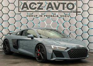 Audi V10 PERFORMANCE•4X4•LIFT•CARBON•CERAMICA•LASER•