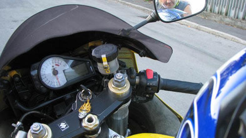 Saša nam je predstavila žensko motoristično opremo.