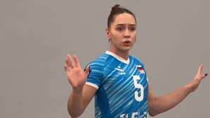 Lorena Lorber Fijok pleše