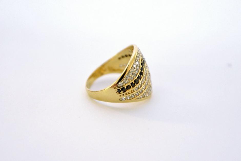 Nakit | Avtor: Anže Petkovšek