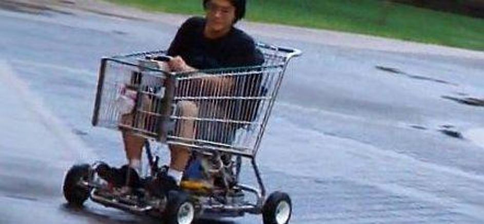 Električni nakupovalni voziček.