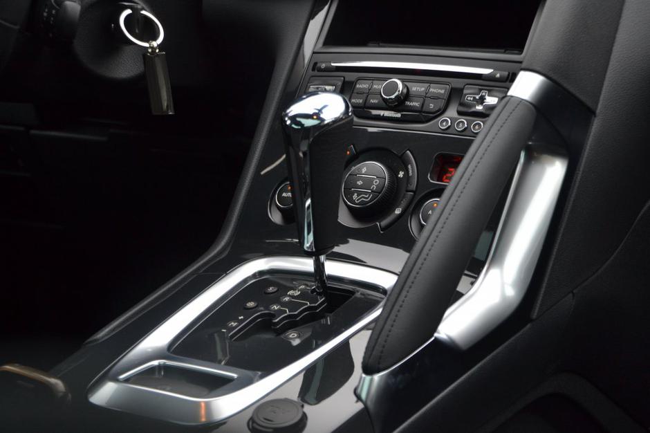 Peugeotova karavana avtomatikov | Avtor: Gregor Prebil