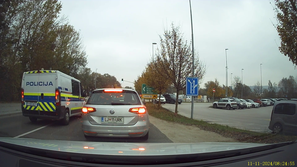 policija policijsko vozilo Vič bralka Ljubljana