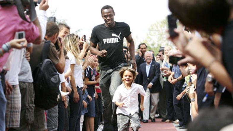 Bolt se je odzval povabilu organizatorja mitinga in se tako preizkusil v teku z 