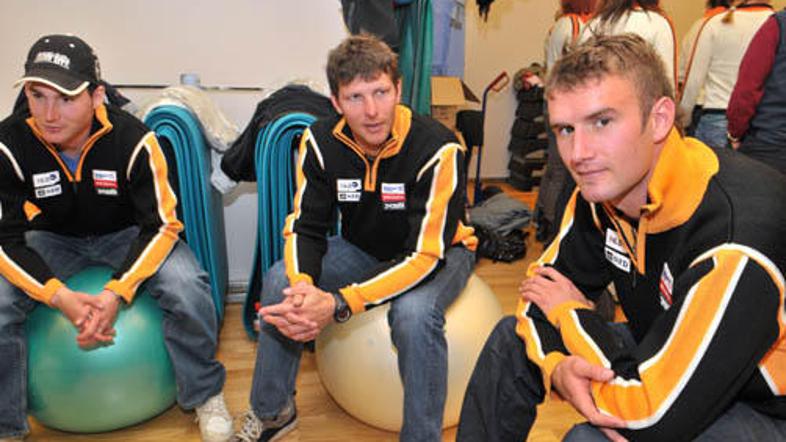 Jerman (v sredini) upa, da ne bo imel težav s poškodbami, čeprav se zaveda, da s