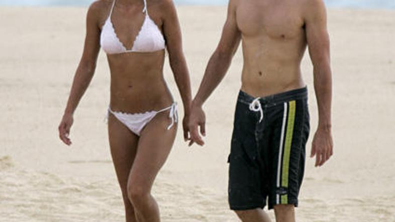 Anna je z Enriquejevo moškostjo zadovoljna!