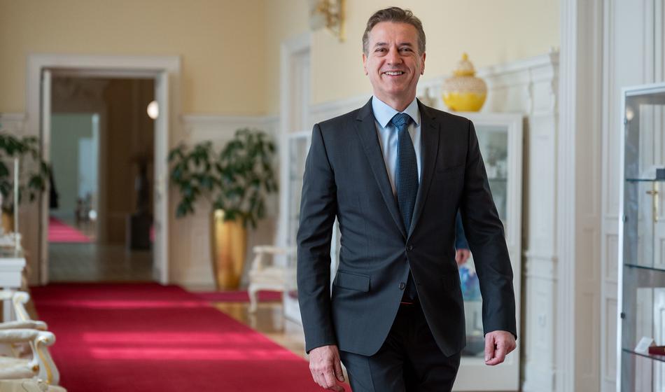 Stranke jutri z Golobom o konkretni temi, NSi vabilo spet zavrnil