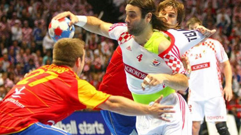 Ivano Balić in soigralci so navdušili 12-tisočglavo množico v Splitu.