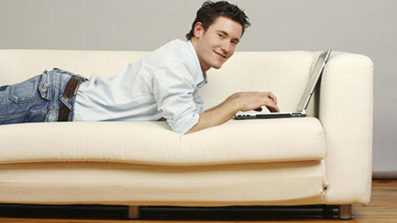 Z odpiranjem s. p. so povezani dodatni stroški, kot so vodenje računovodstva, po