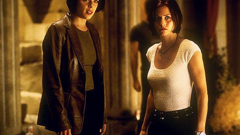 Igralski zasedbi se je tudi tokrat pridružila Neve Campbell. 