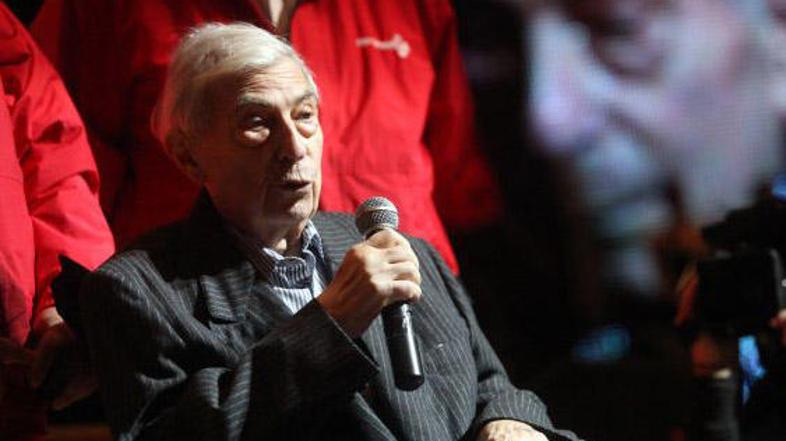 Bacso je ustvaril 32 igranih filmov.