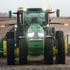 John Deere avtoniomni traktor