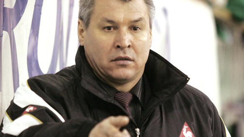 Rahmatuljin je, kot smo pisali že v ponedeljek, postal novi trener Acroni Jeseni