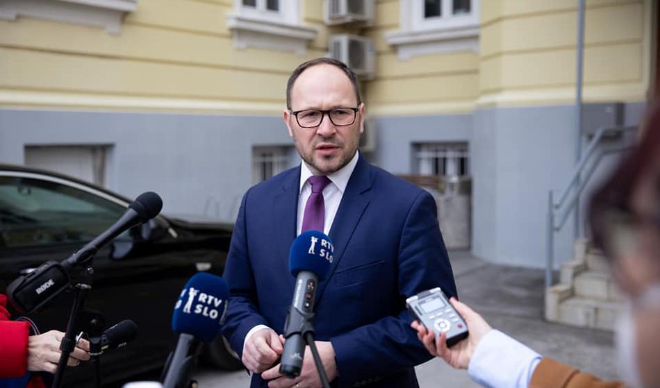 Velik korak za NSi, manjka samo še podpis