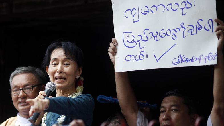 Su Čijeva med nagovorom. (Foto: Reuters)