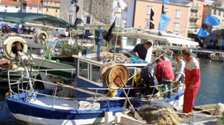 Evropska komisija je pozvala Hrvaško, naj ne uveljavi nobenega vidika ERC v Jadr